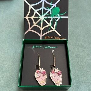 Betsey Johnson Pink Flower Sugar Skull Skeleton Halloween Earrings New